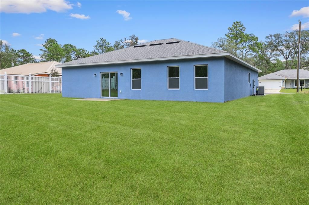 For Sale: $289,900 (4 beds, 2 baths, 1730 Square Feet)