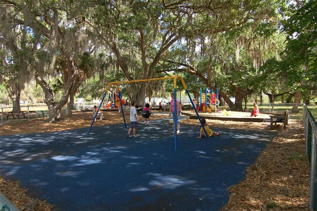 出租: $6,500 (3 贝兹, 2 浴室, 1884 平方英尺)