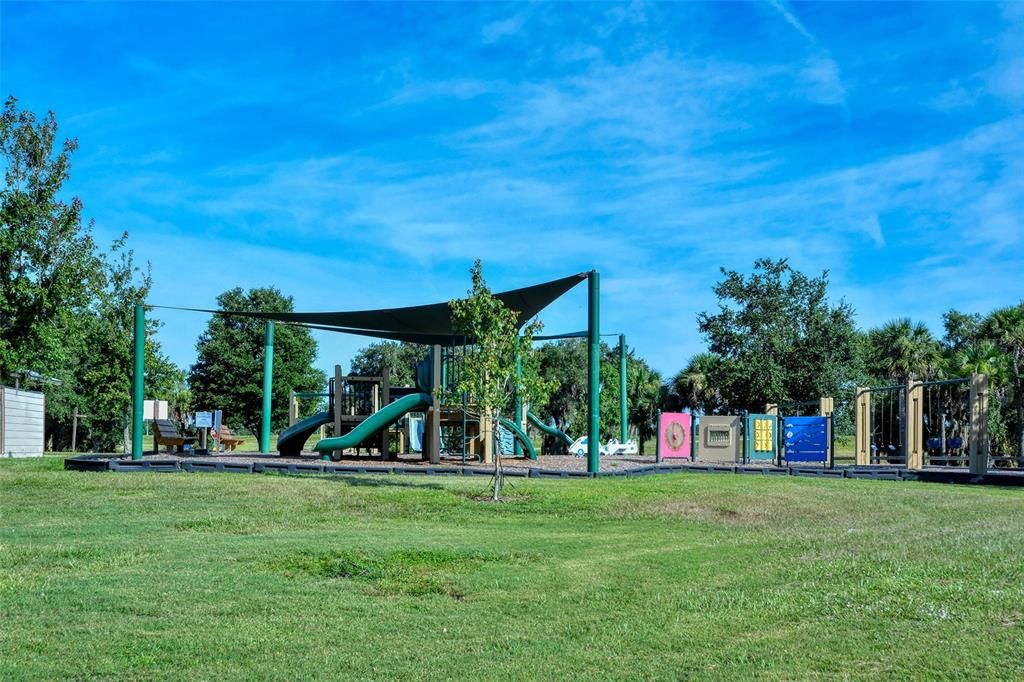 出租: $6,500 (3 贝兹, 2 浴室, 1884 平方英尺)