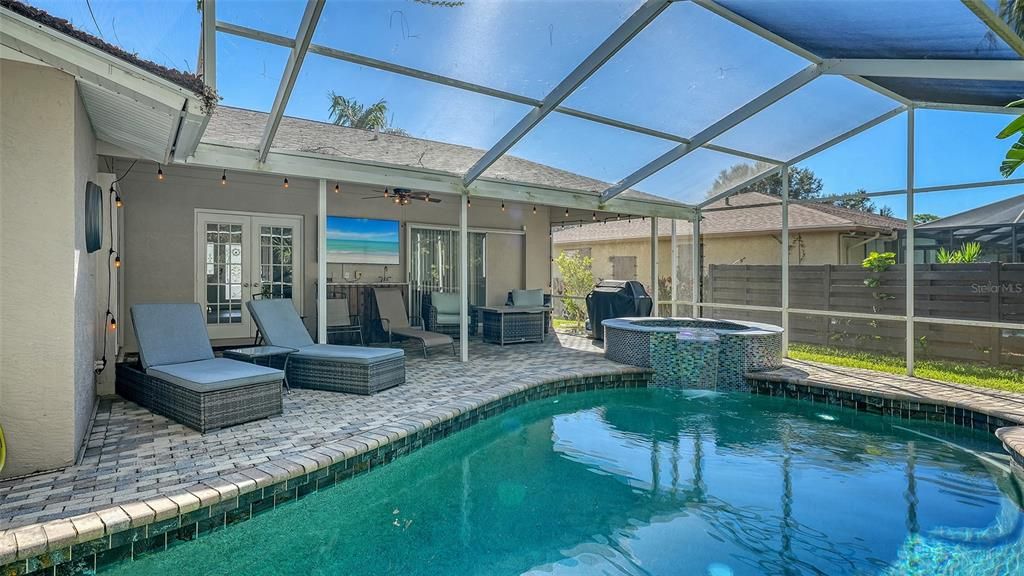 出租: $6,500 (3 贝兹, 2 浴室, 1884 平方英尺)