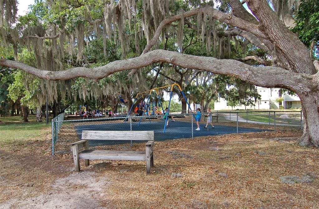 出租: $6,500 (3 贝兹, 2 浴室, 1884 平方英尺)