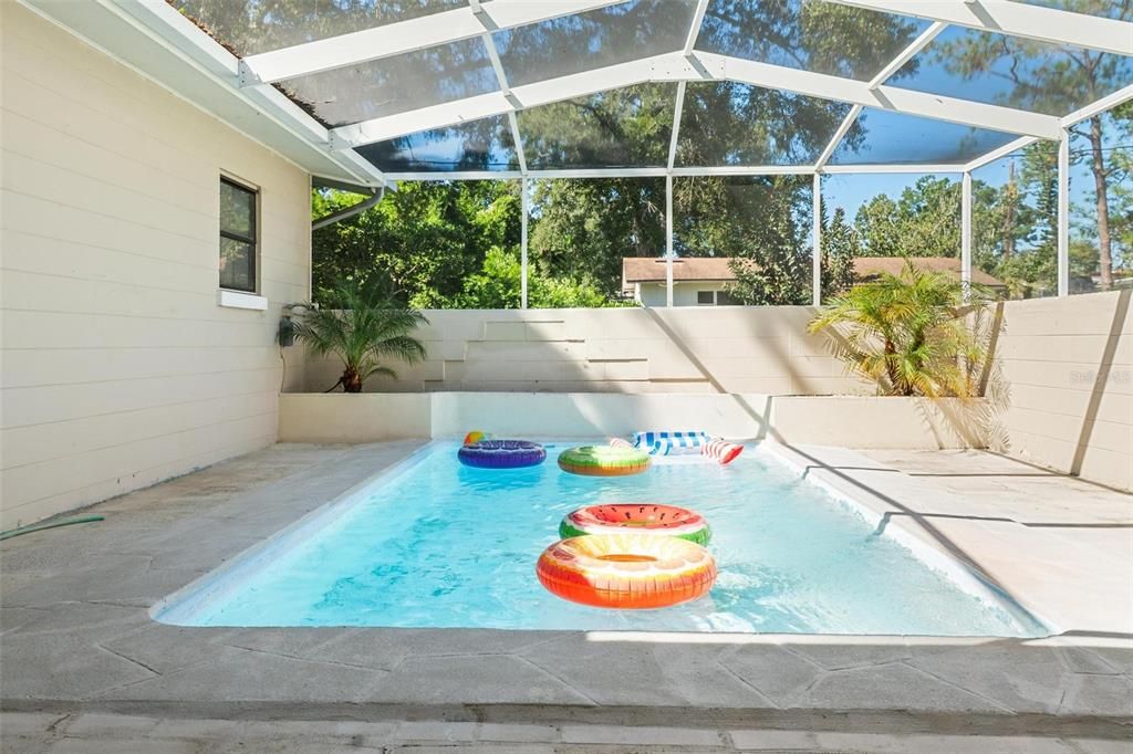 For Sale: $374,900 (3 beds, 2 baths, 1751 Square Feet)