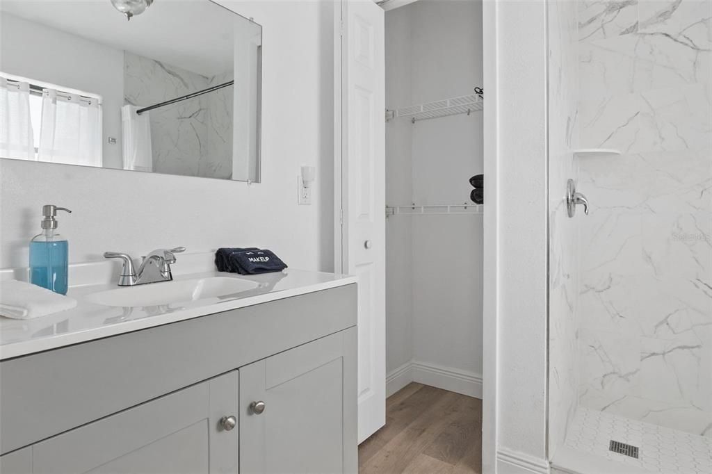 For Sale: $374,900 (3 beds, 2 baths, 1751 Square Feet)