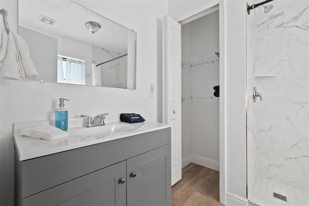 For Sale: $374,900 (3 beds, 2 baths, 1751 Square Feet)