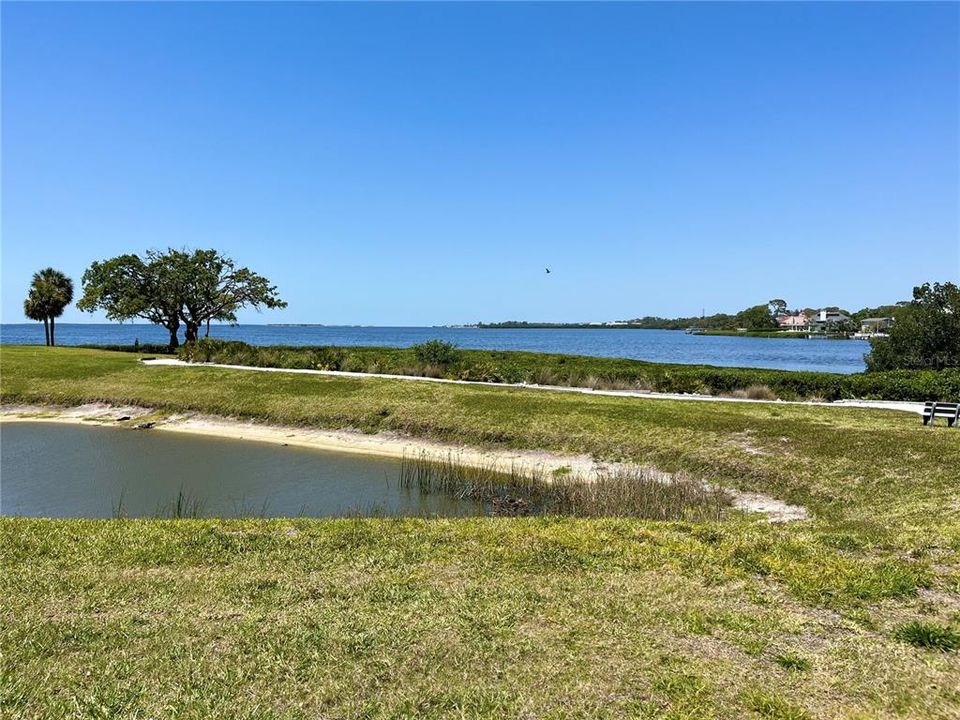 待售: $299,000 (2 贝兹, 2 浴室, 1280 平方英尺)