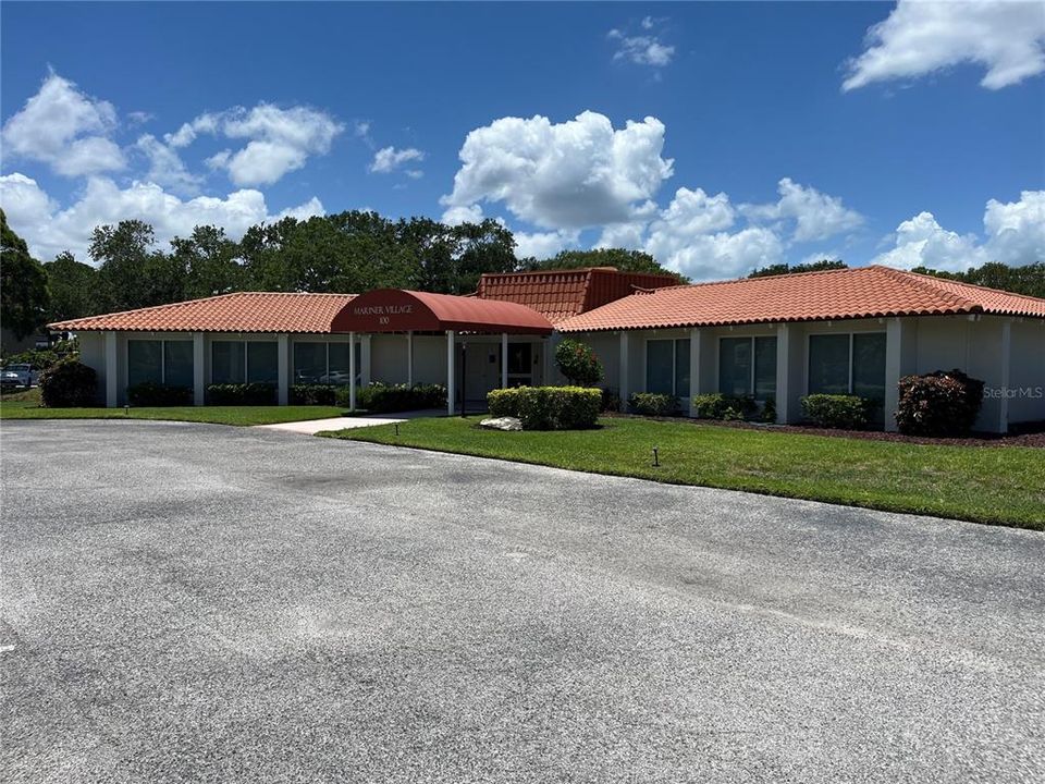 待售: $299,000 (2 贝兹, 2 浴室, 1280 平方英尺)