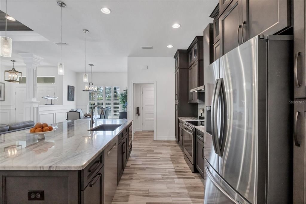 На продажу: $575,000 (3 спален, 2 ванн, 1759 Квадратных фут)