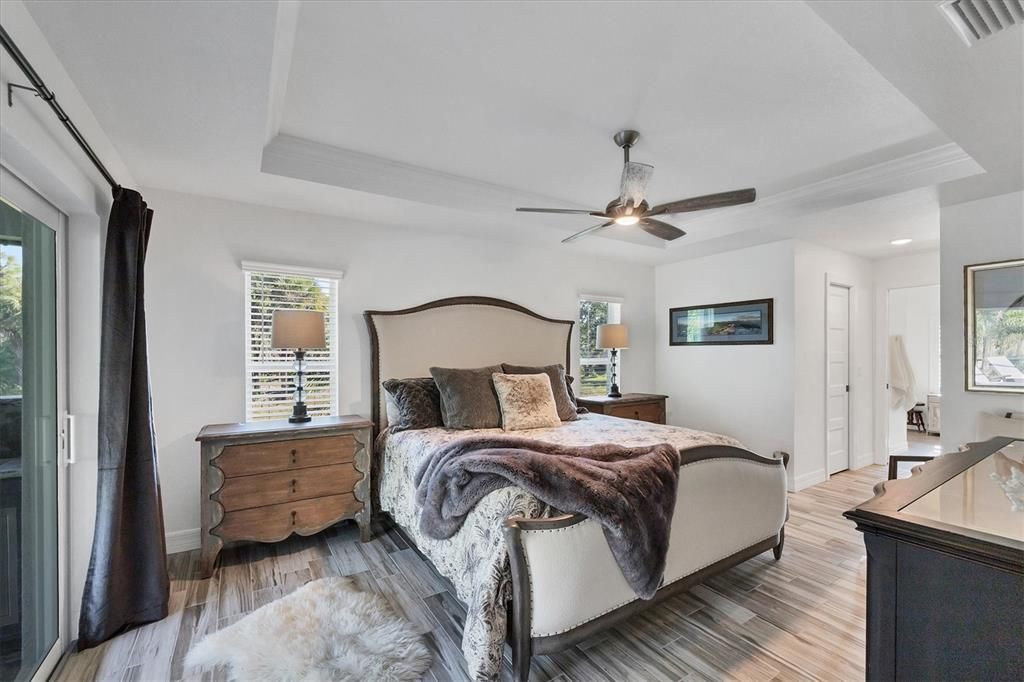 На продажу: $575,000 (3 спален, 2 ванн, 1759 Квадратных фут)