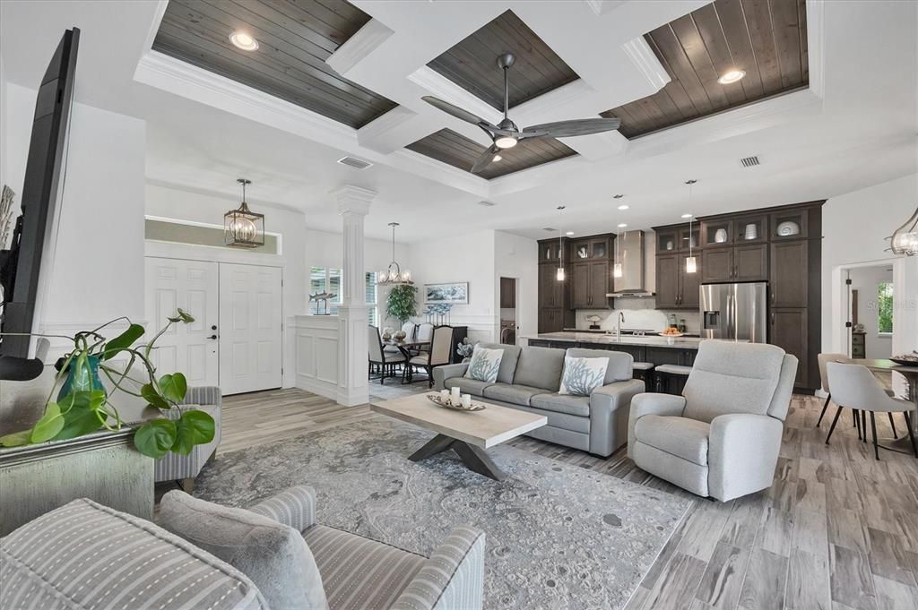 На продажу: $575,000 (3 спален, 2 ванн, 1759 Квадратных фут)