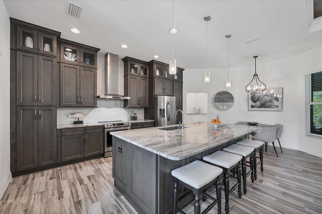 На продажу: $575,000 (3 спален, 2 ванн, 1759 Квадратных фут)