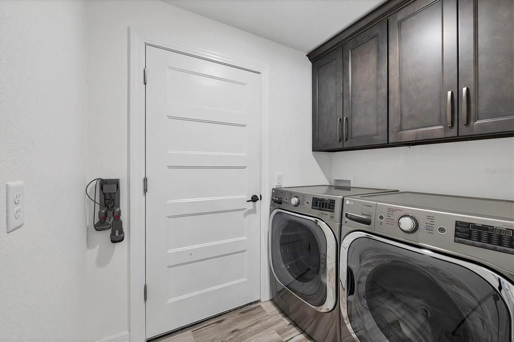 На продажу: $575,000 (3 спален, 2 ванн, 1759 Квадратных фут)