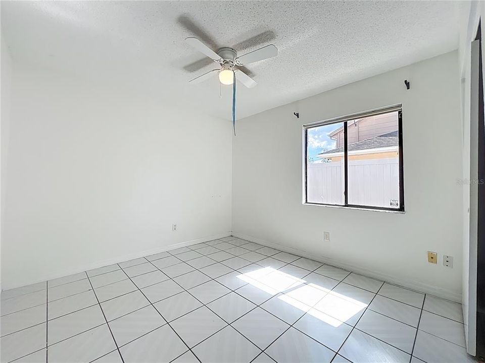 На продажу: $340,000 (3 спален, 2 ванн, 1694 Квадратных фут)