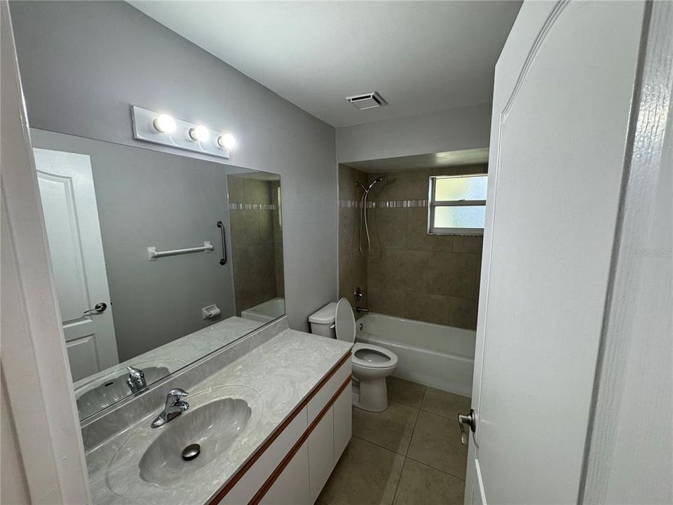 出租: $2,050 (3 贝兹, 2 浴室, 1622 平方英尺)