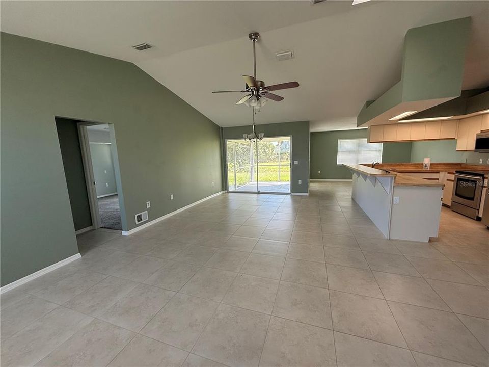 出租: $2,050 (3 贝兹, 2 浴室, 1622 平方英尺)