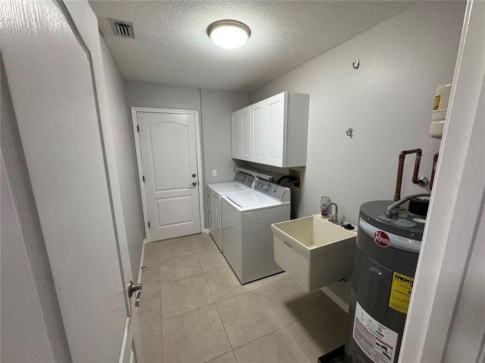 出租: $2,050 (3 贝兹, 2 浴室, 1622 平方英尺)