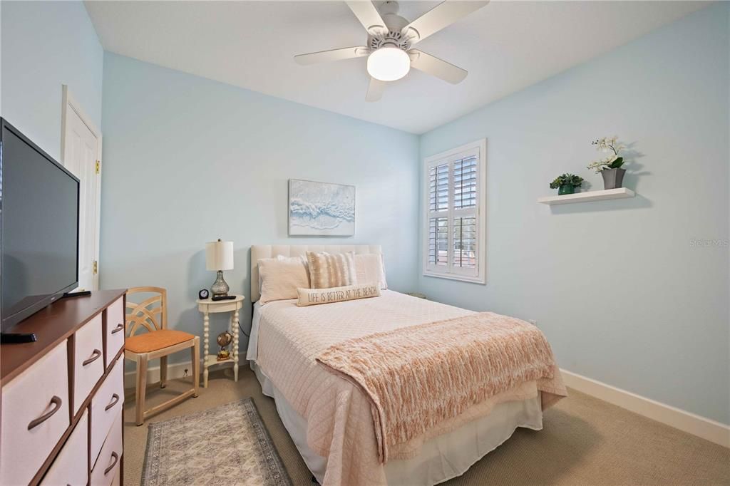 For Rent: $4,200 (3 beds, 2 baths, 1969 Square Feet)