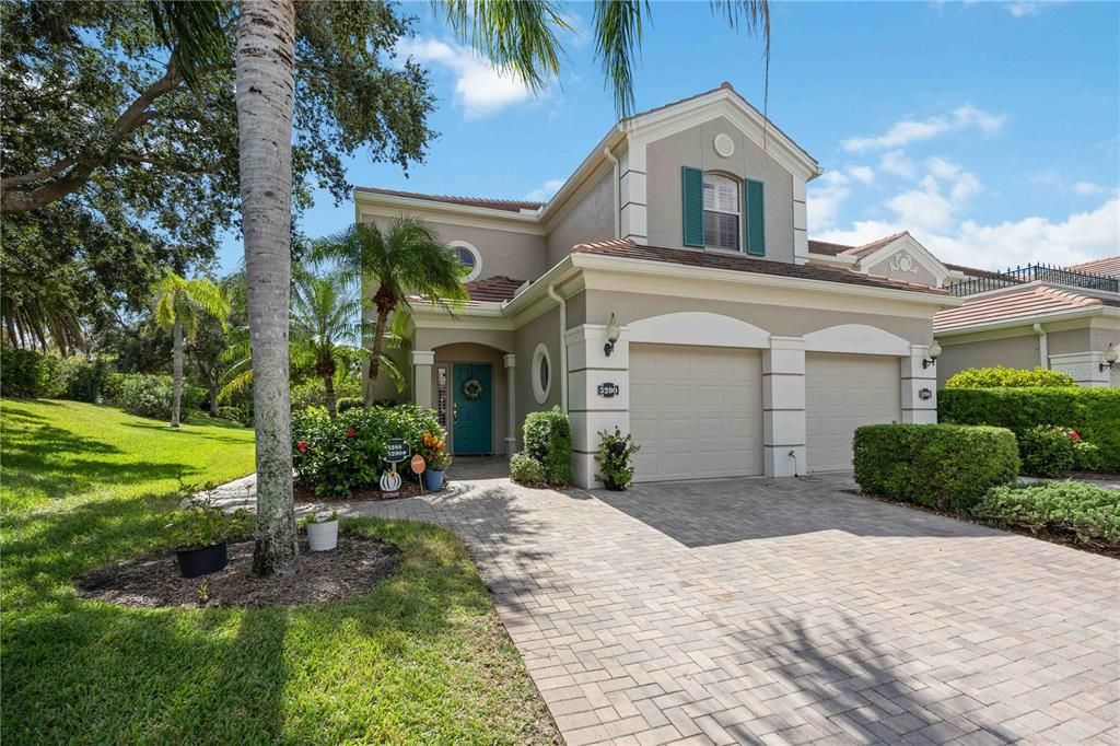 For Rent: $4,200 (3 beds, 2 baths, 1969 Square Feet)