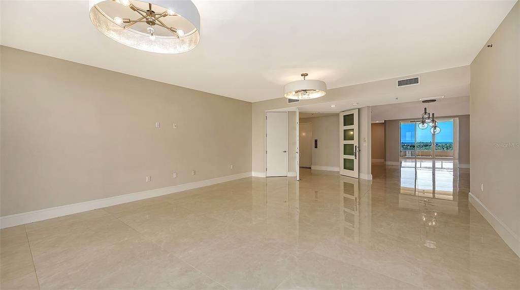 待售: $1,995,000 (3 贝兹, 3 浴室, 2550 平方英尺)