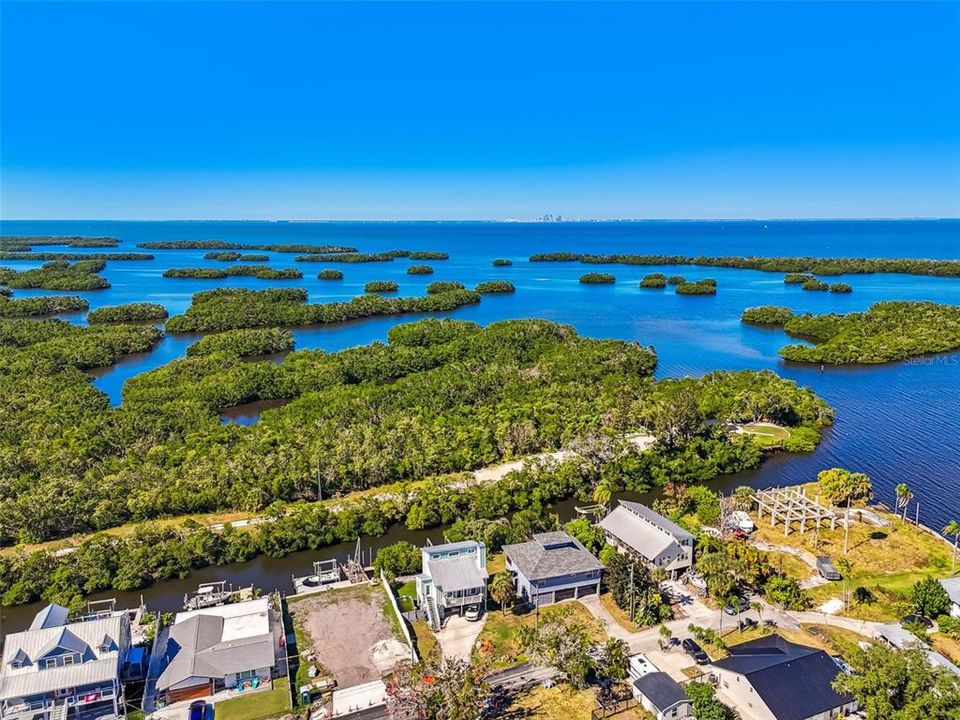 Active With Contract: $475,000 (2 beds, 2 baths, 1618 Square Feet)