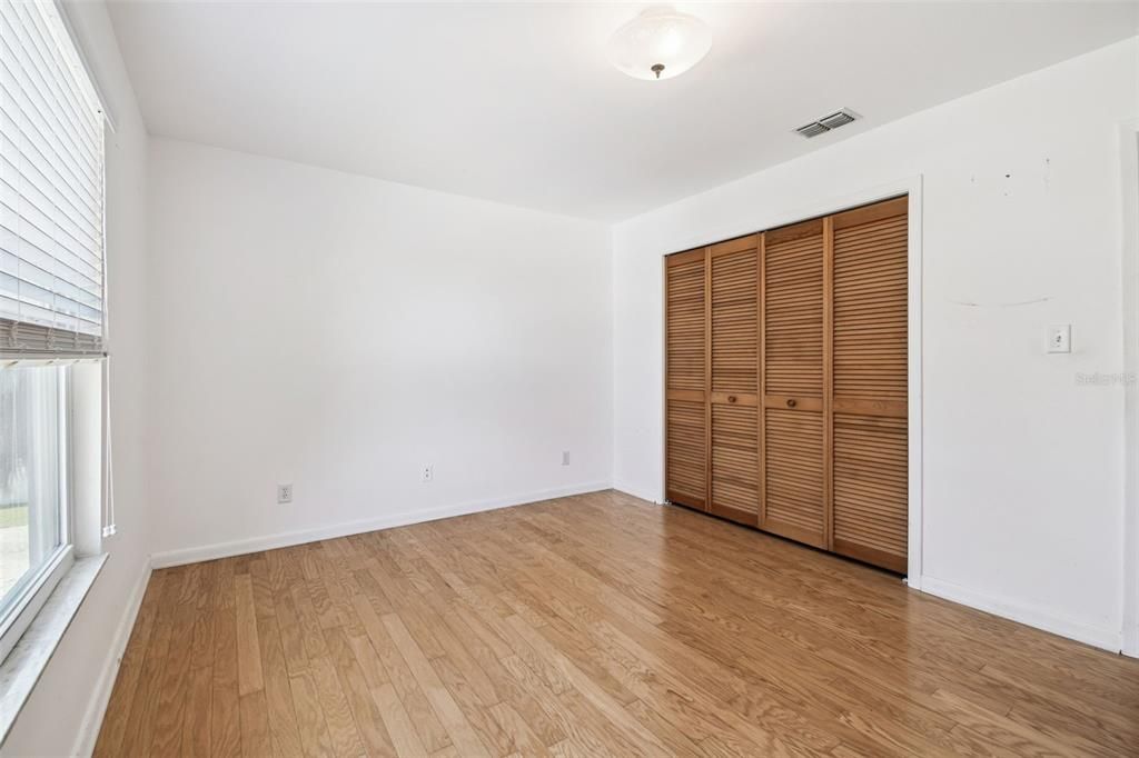 Active With Contract: $475,000 (2 beds, 2 baths, 1618 Square Feet)