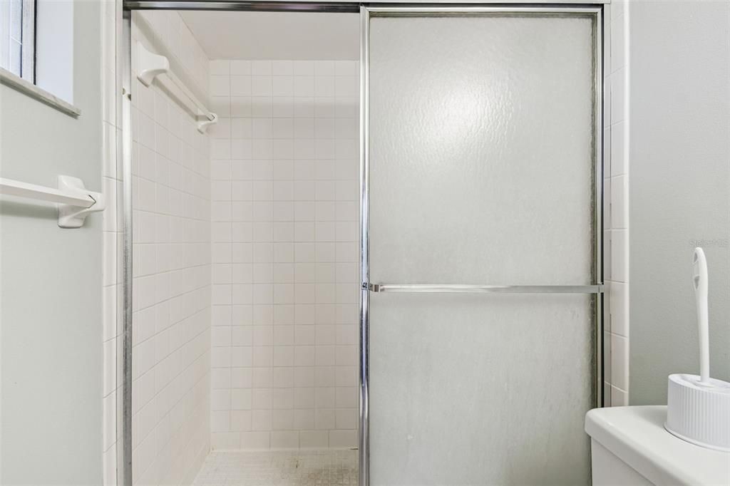 Active With Contract: $475,000 (2 beds, 2 baths, 1618 Square Feet)