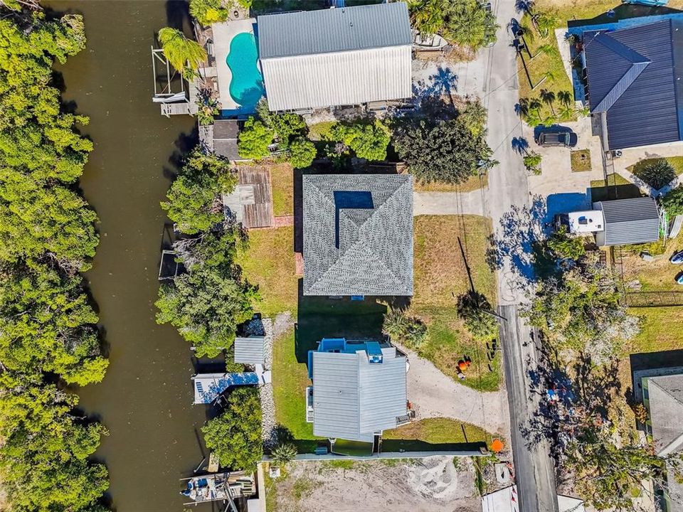 Active With Contract: $475,000 (2 beds, 2 baths, 1618 Square Feet)