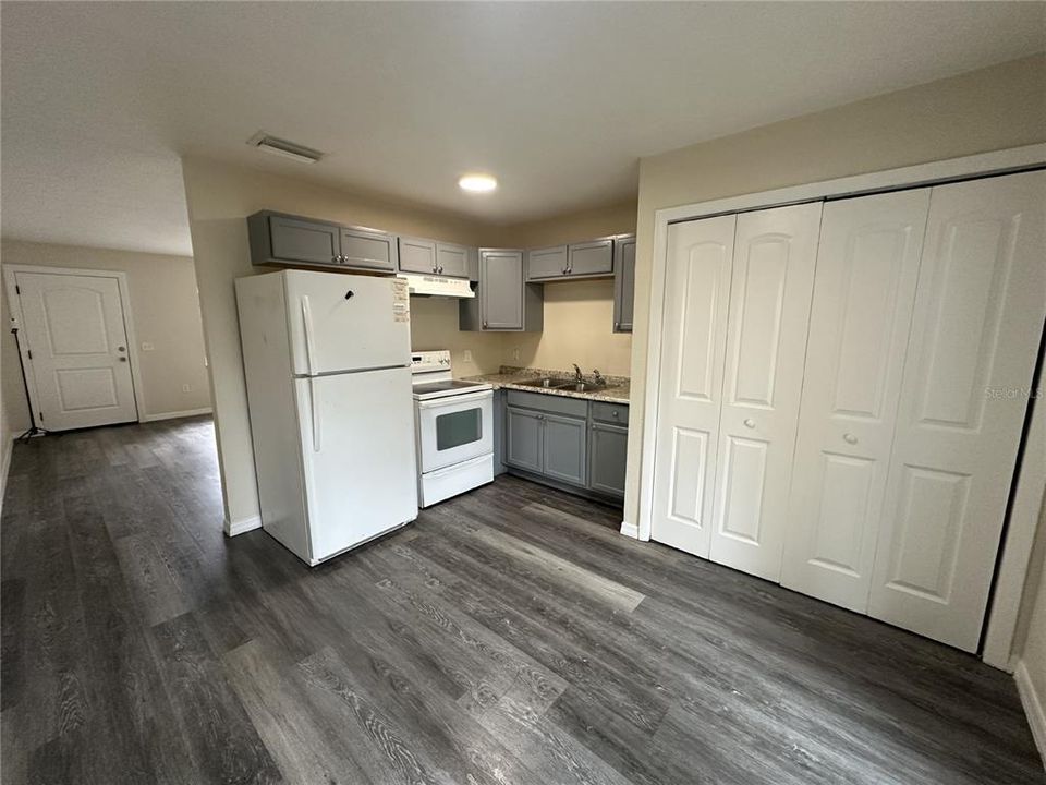 En Renta: $1,195 (2 camas, 1 baños, 900 Pies cuadrados)