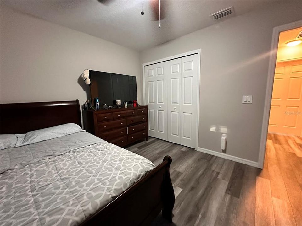 For Sale: $319,000 (4 beds, 2 baths, 1739 Square Feet)