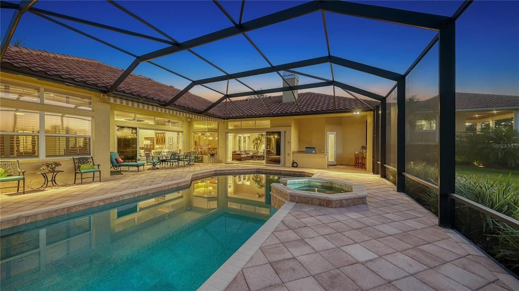 For Sale: $3,795,000 (5 beds, 4 baths, 5163 Square Feet)