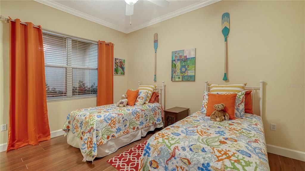 For Sale: $3,795,000 (5 beds, 4 baths, 5163 Square Feet)