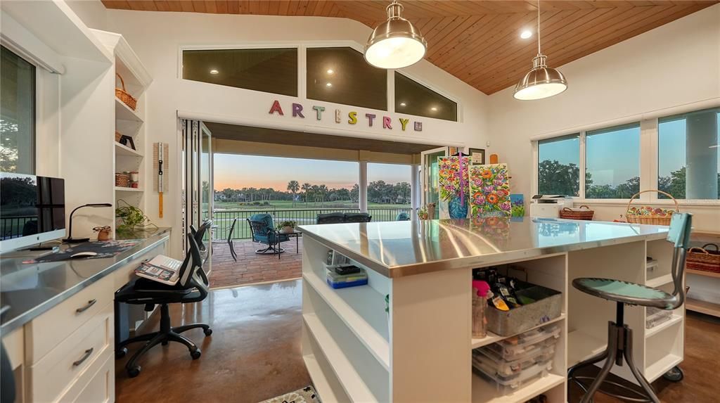 For Sale: $3,795,000 (5 beds, 4 baths, 5163 Square Feet)