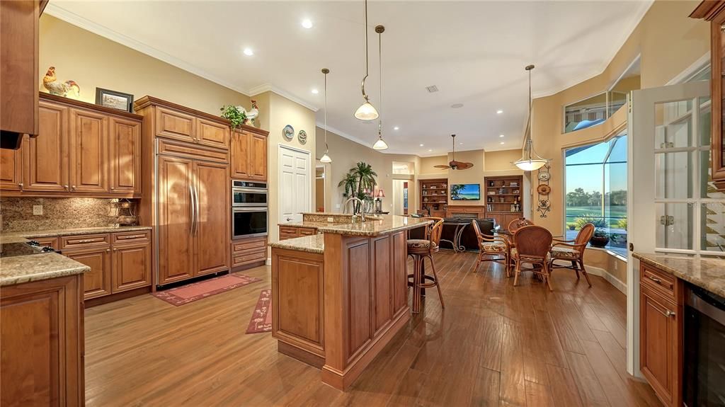 For Sale: $3,795,000 (5 beds, 4 baths, 5163 Square Feet)