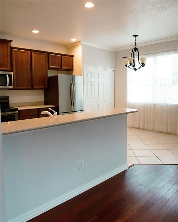 For Sale: $425,000 (3 beds, 3 baths, 2173 Square Feet)