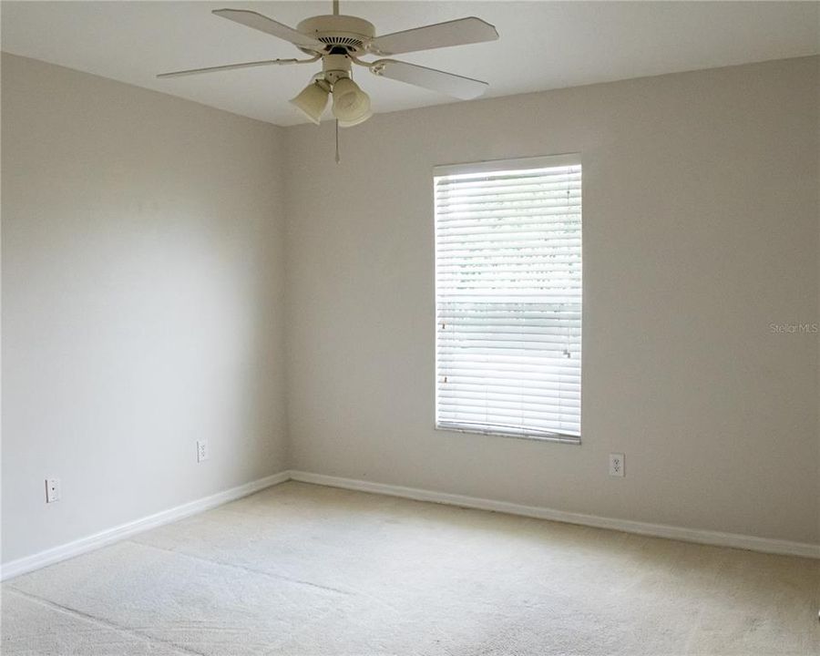 For Sale: $425,000 (3 beds, 3 baths, 2173 Square Feet)