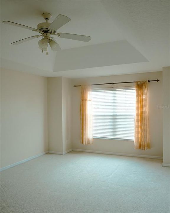 For Sale: $425,000 (3 beds, 3 baths, 2173 Square Feet)