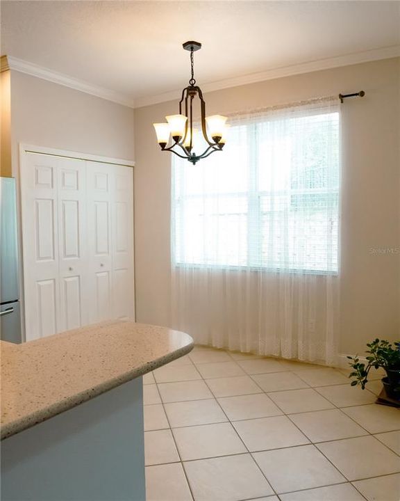 For Sale: $425,000 (3 beds, 3 baths, 2173 Square Feet)