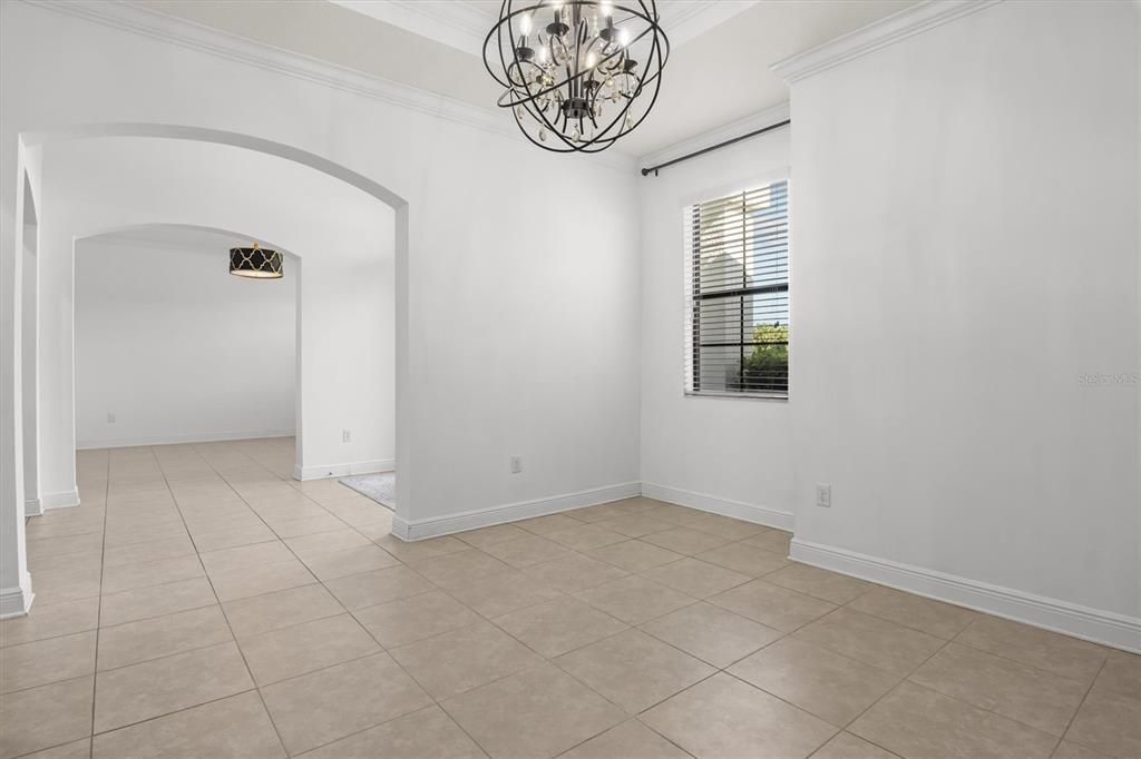 待售: $535,000 (4 贝兹, 3 浴室, 2768 平方英尺)