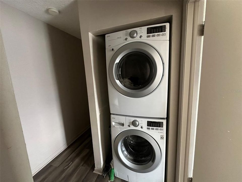 На продажу: $229,000 (3 спален, 2 ванн, 1368 Квадратных фут)