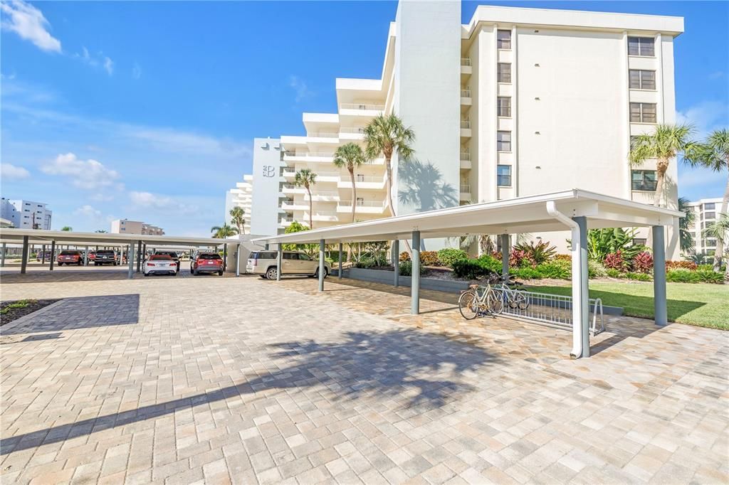 Active With Contract: $875,000 (2 beds, 2 baths, 1361 Square Feet)