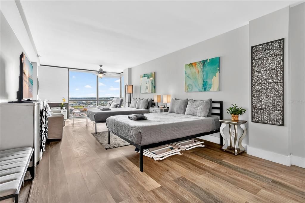 待售: $165,000 (1 贝兹, 1 浴室, 433 平方英尺)