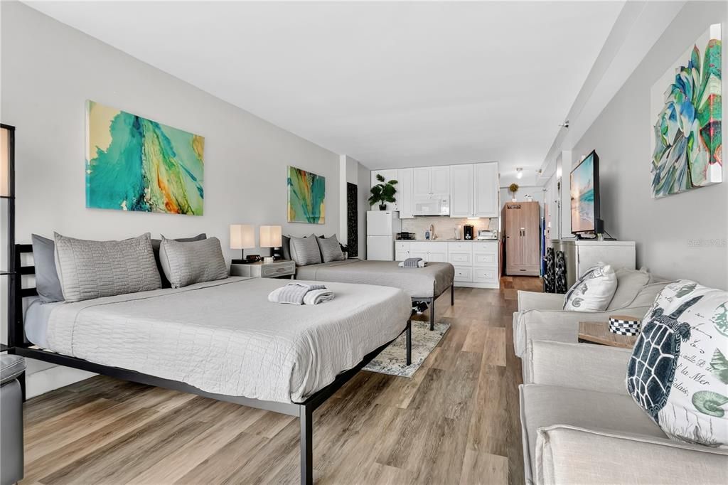 待售: $165,000 (1 贝兹, 1 浴室, 433 平方英尺)