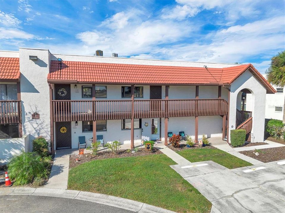 На продажу: $174,000 (2 спален, 2 ванн, 1280 Квадратных фут)