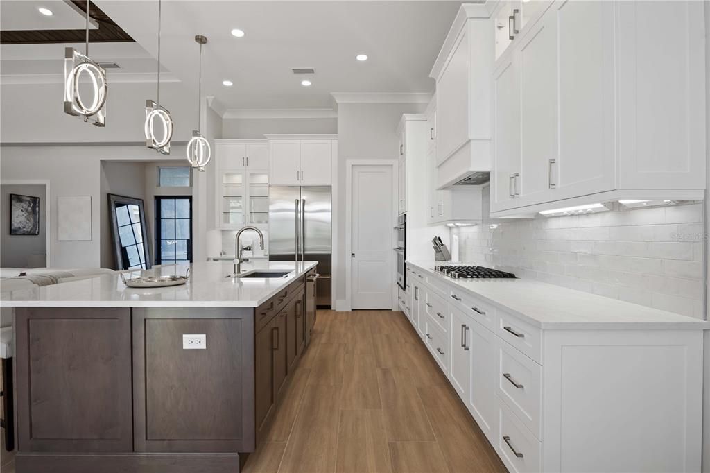 En Venta: $2,275,000 (4 camas, 4 baños, 3028 Pies cuadrados)