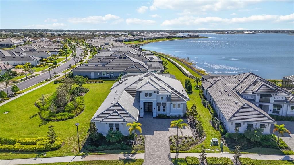 En Venta: $2,275,000 (4 camas, 4 baños, 3028 Pies cuadrados)