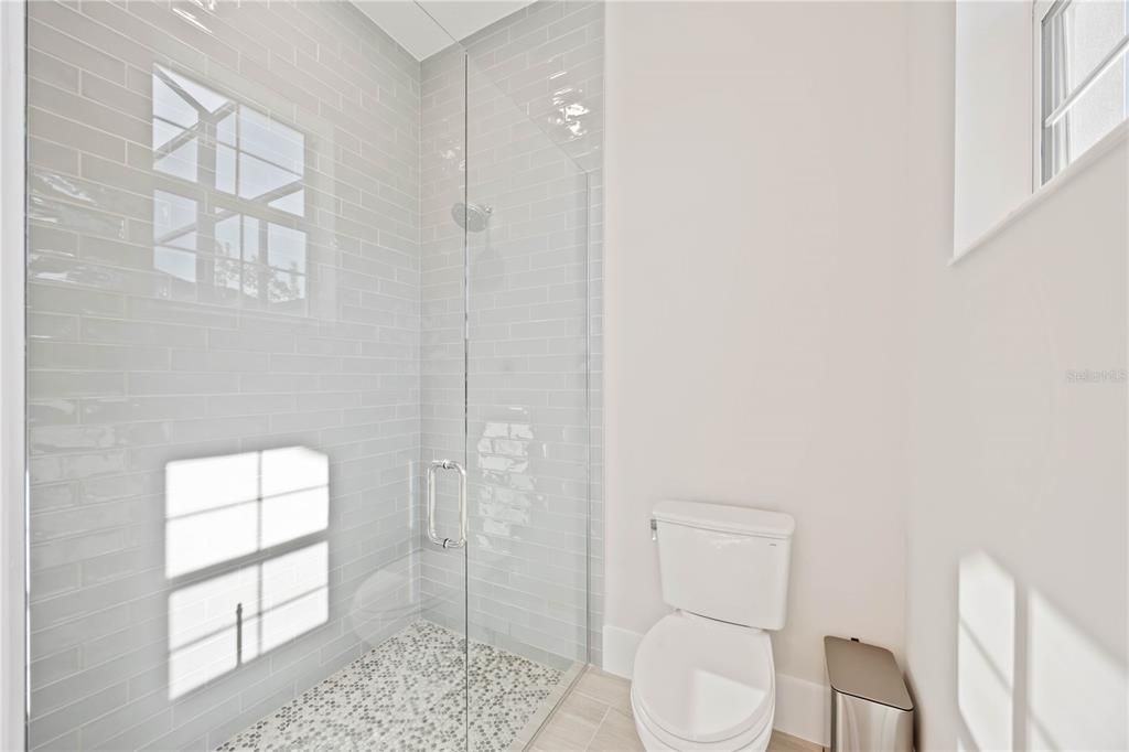 En Venta: $2,275,000 (4 camas, 4 baños, 3028 Pies cuadrados)