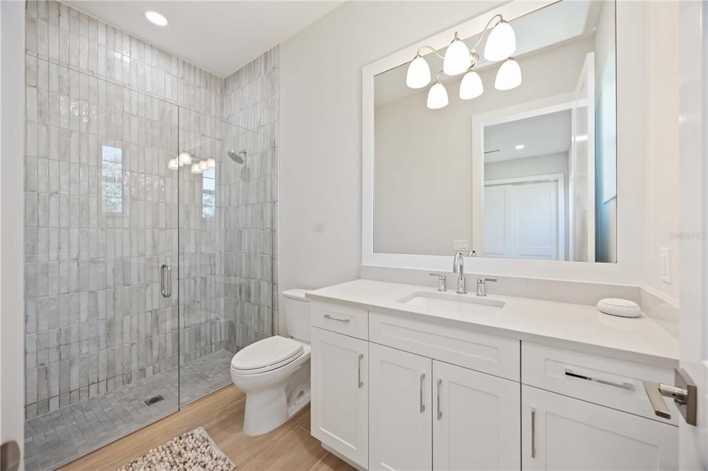 En Venta: $2,275,000 (4 camas, 4 baños, 3028 Pies cuadrados)