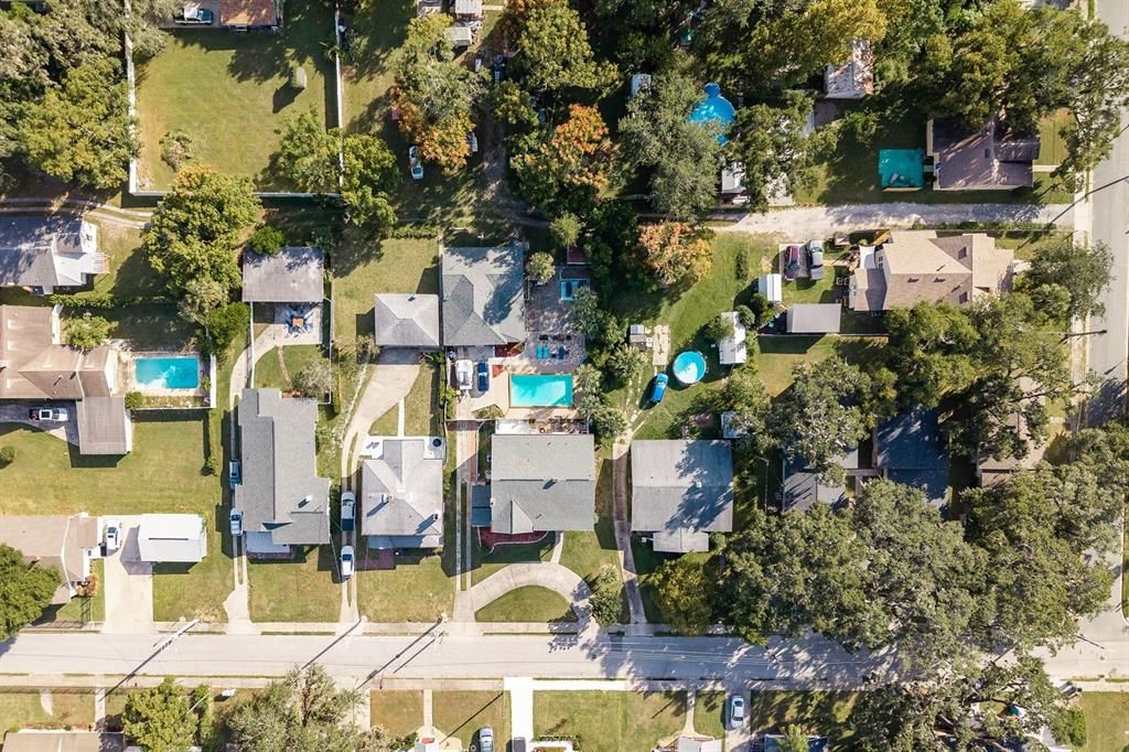 For Sale: $535,000 (7 beds, 6 baths, 3416 Square Feet)