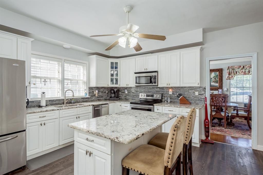 For Sale: $535,000 (7 beds, 6 baths, 3416 Square Feet)