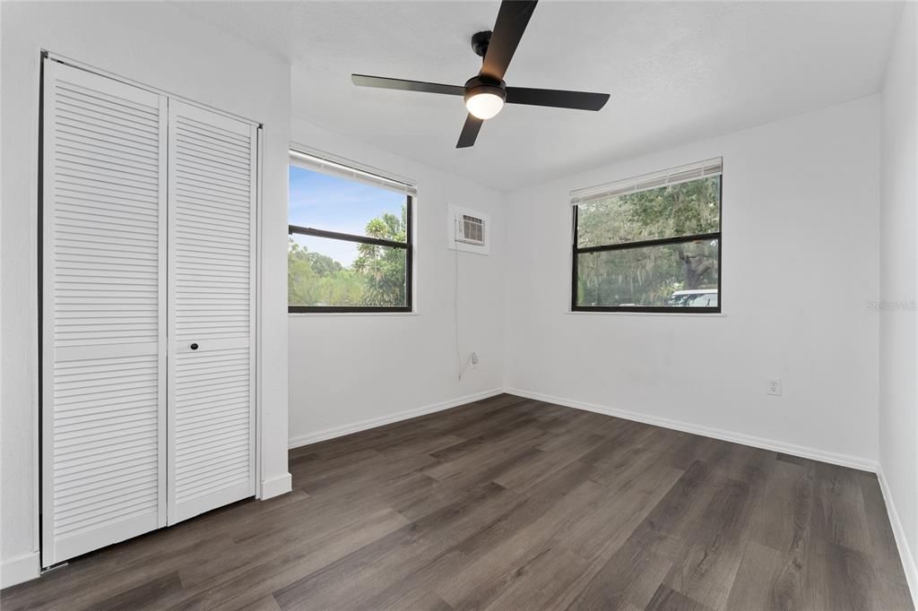 En Venta: $339,900 (3 camas, 2 baños, 1160 Pies cuadrados)