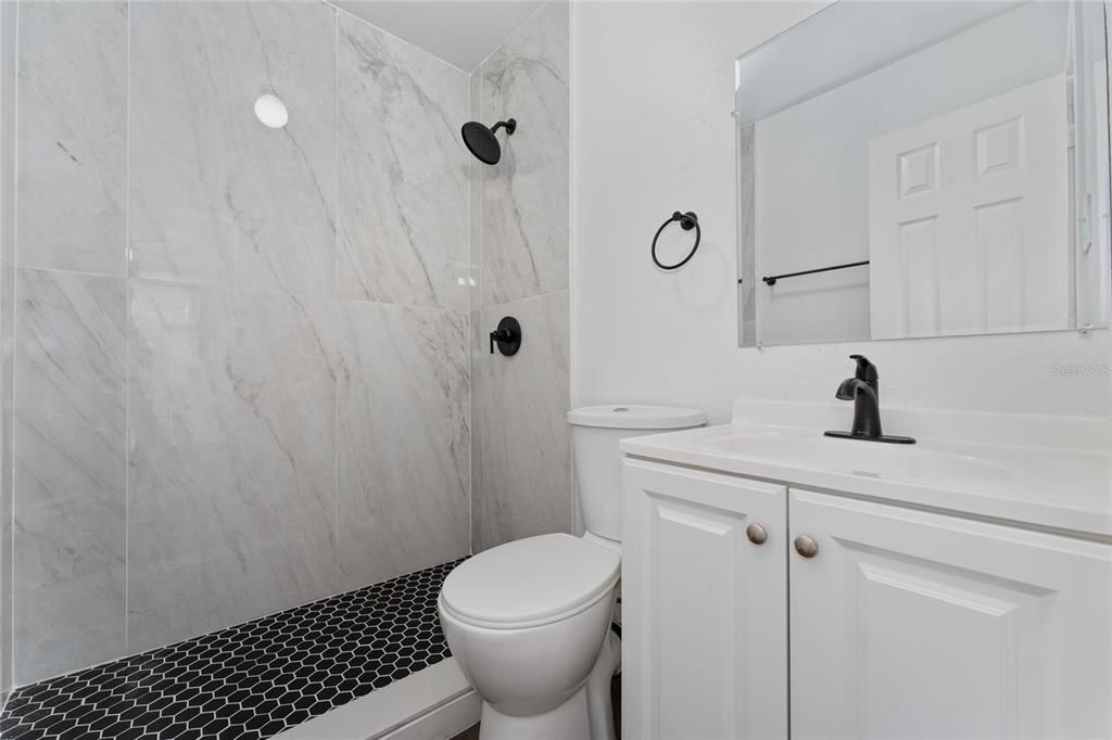 En Venta: $339,900 (3 camas, 2 baños, 1160 Pies cuadrados)